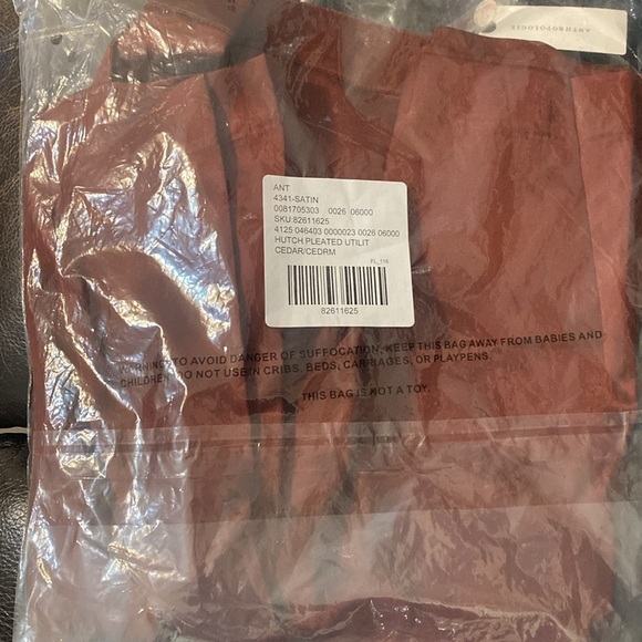 NWT Hutch Anthropologie satin pleated utility shorts - Picture 5 of 5